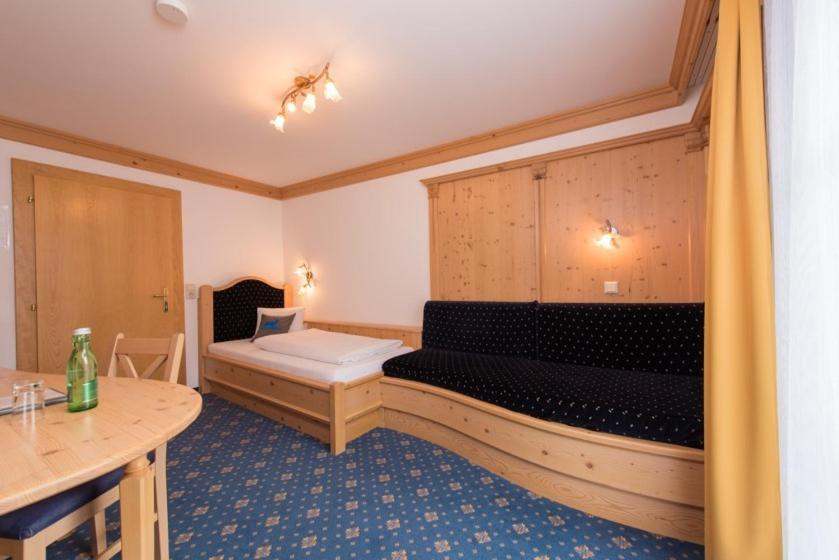 Hotel Moelltalerhof Rangersdorf エクステリア 写真