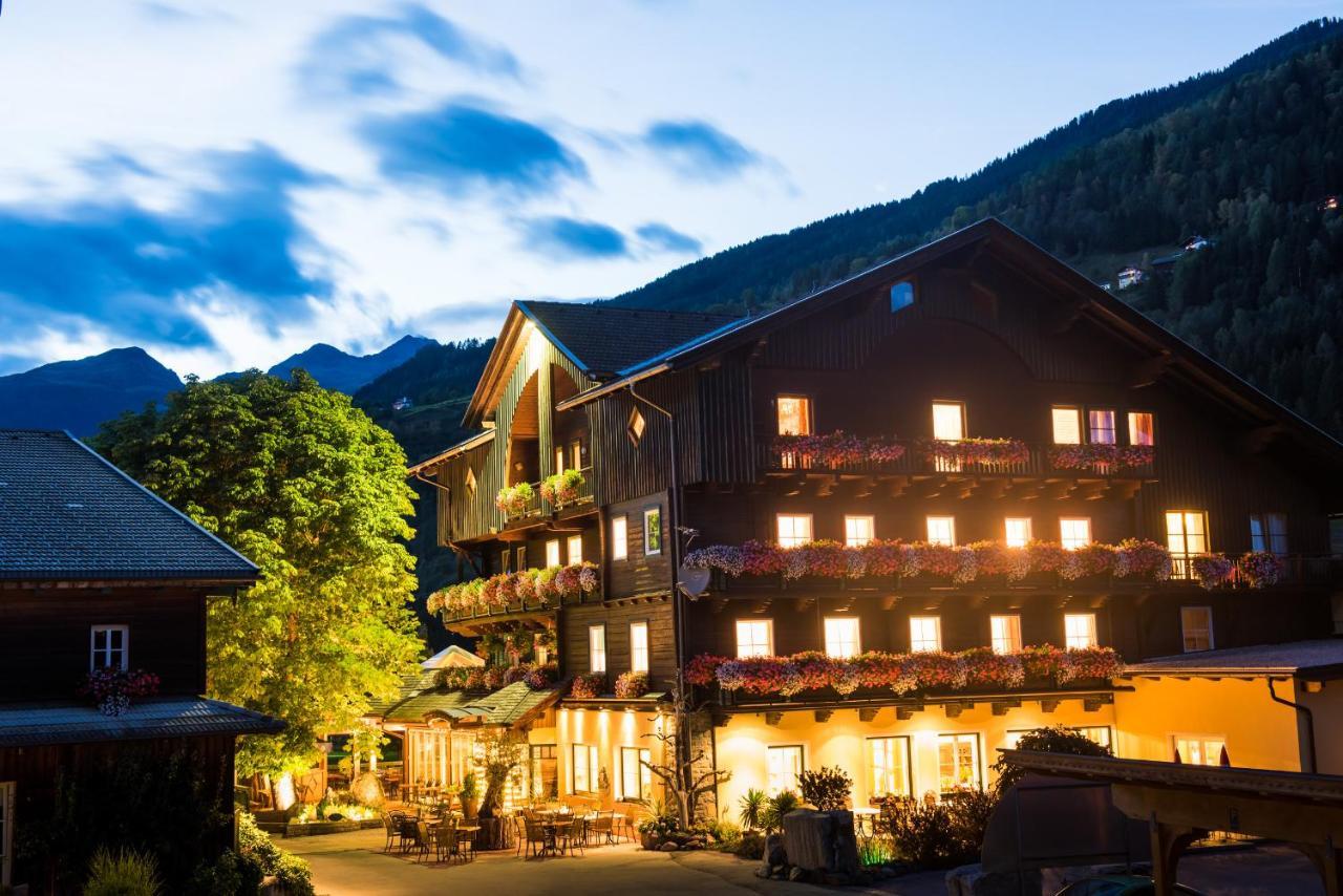 Hotel Moelltalerhof Rangersdorf エクステリア 写真