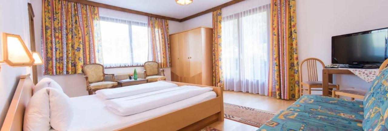 Hotel Moelltalerhof Rangersdorf エクステリア 写真